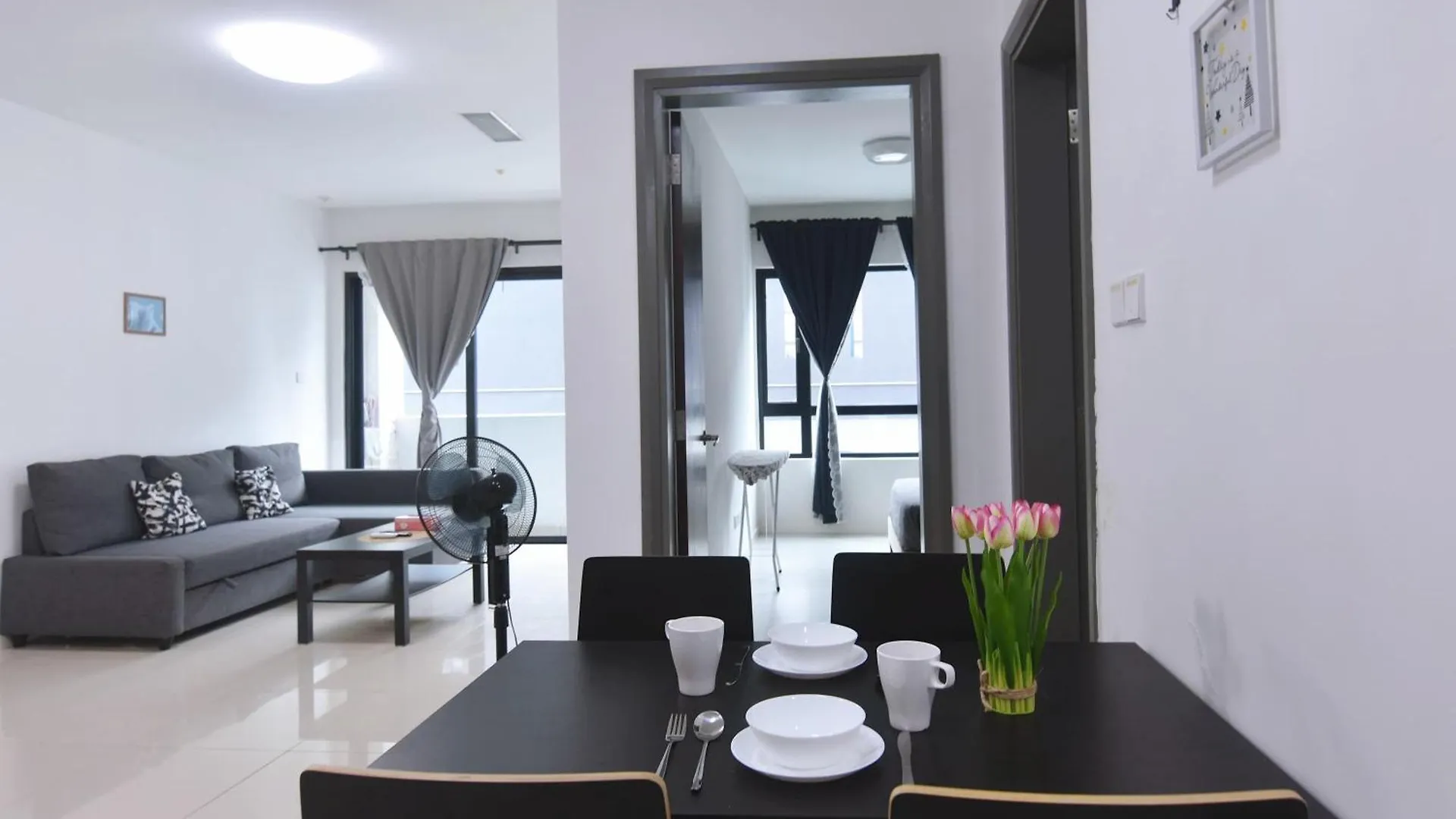 Chic Suasana Jb Suite Cozy Stay With Balcony Johor Bahru